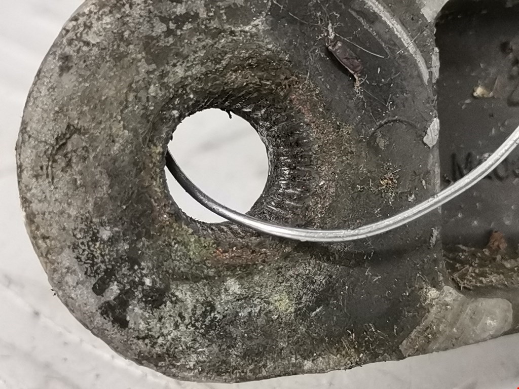 Поводок дворников передний левый/ правый VOLKSWAGEN Golf IV 1997-2003