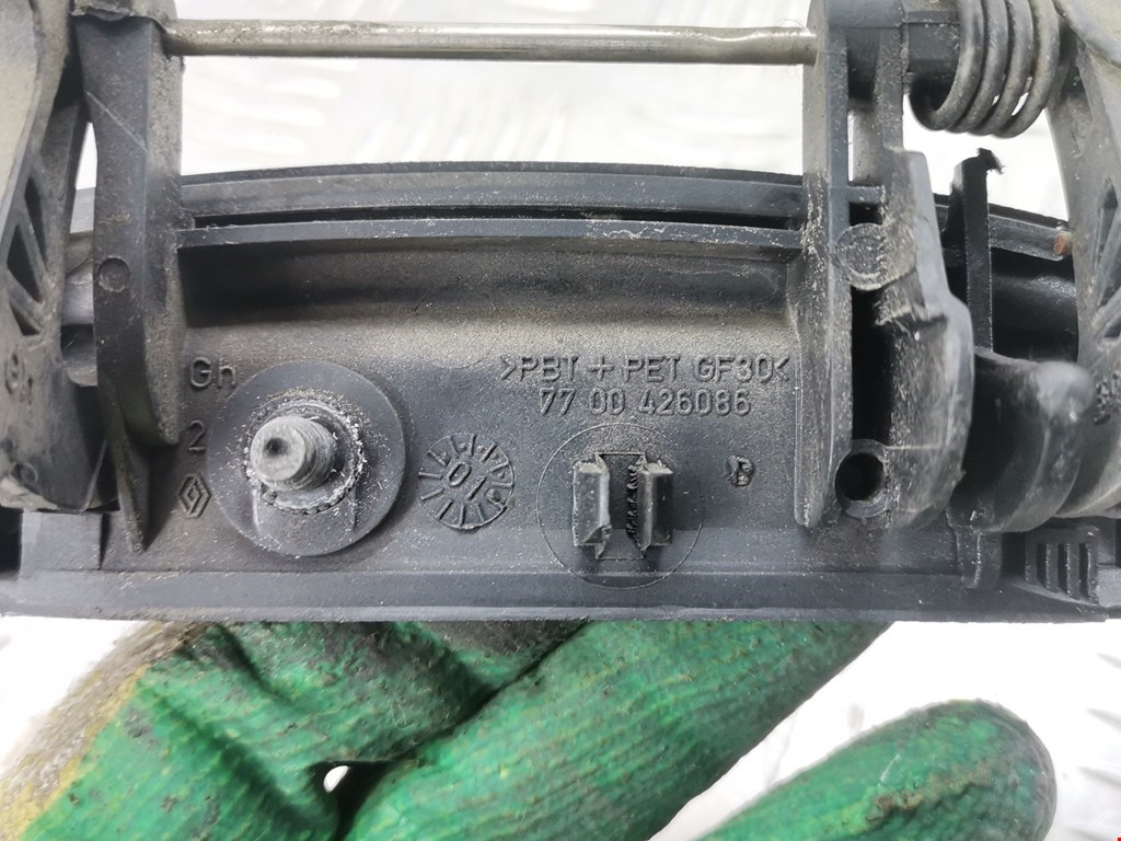 Ручка двери задней наружная левая RENAULT Clio 1998-2008