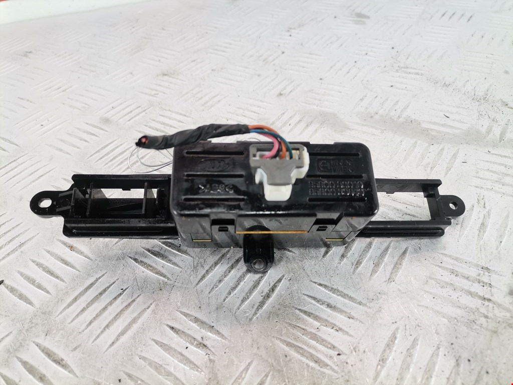 Часы KIA Magentis 2000-2006