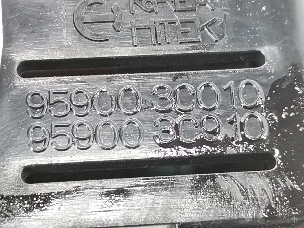 Часы KIA Magentis 2000-2006