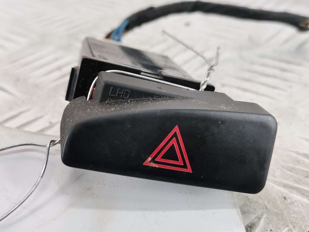 Кнопка аварийной сигнализации (аварийки) KIA Magentis 2000-2006