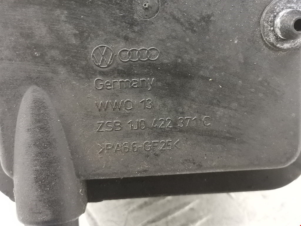 Бачок ГУР (гидроусилителя) VOLKSWAGEN Golf IV 1997-2003