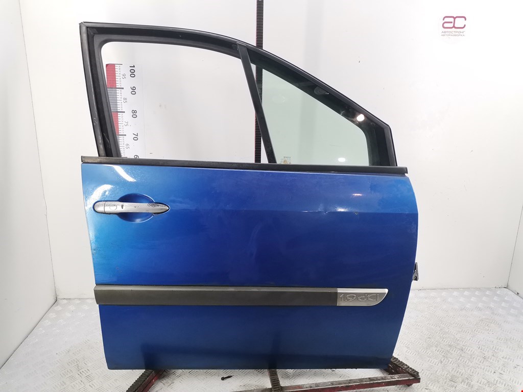 Дверь передняя правая RENAULT Scenic II 2003-2010