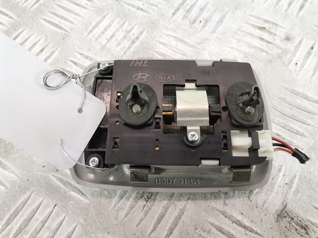 Плафон салонный (салона фонарь) HYUNDAI Tucson l 2004-2010