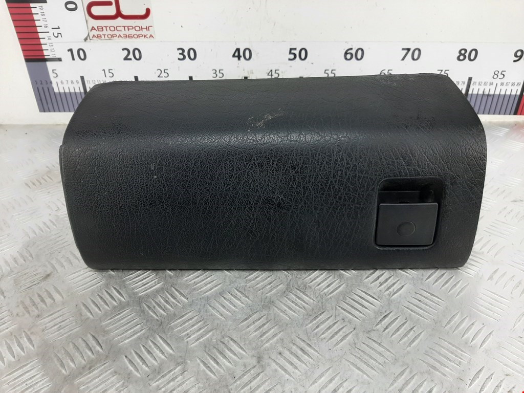 Бардачок VOLKSWAGEN Passat B4 1993-1997