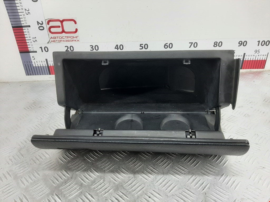 Бардачок VOLKSWAGEN Passat B4 1993-1997