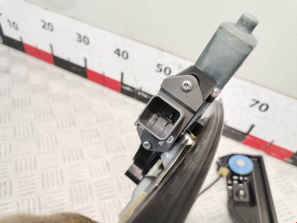 Стеклоподъемник передний левый OPEL Astra J 2009-2017