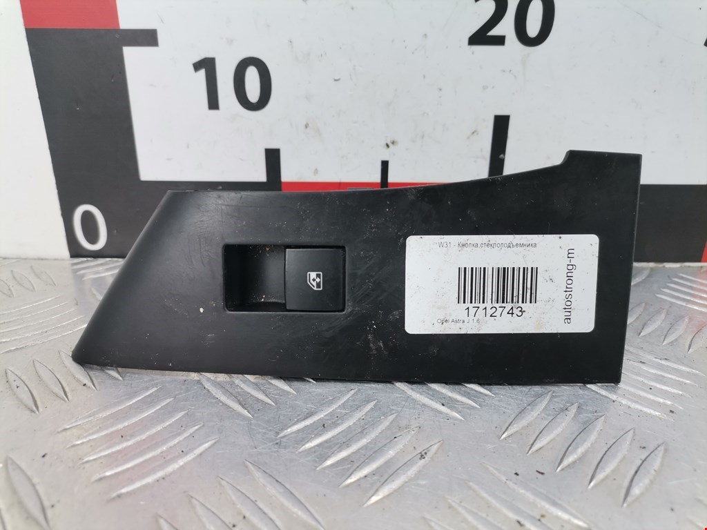 Кнопка стеклоподъемника OPEL Astra J 2009-2017