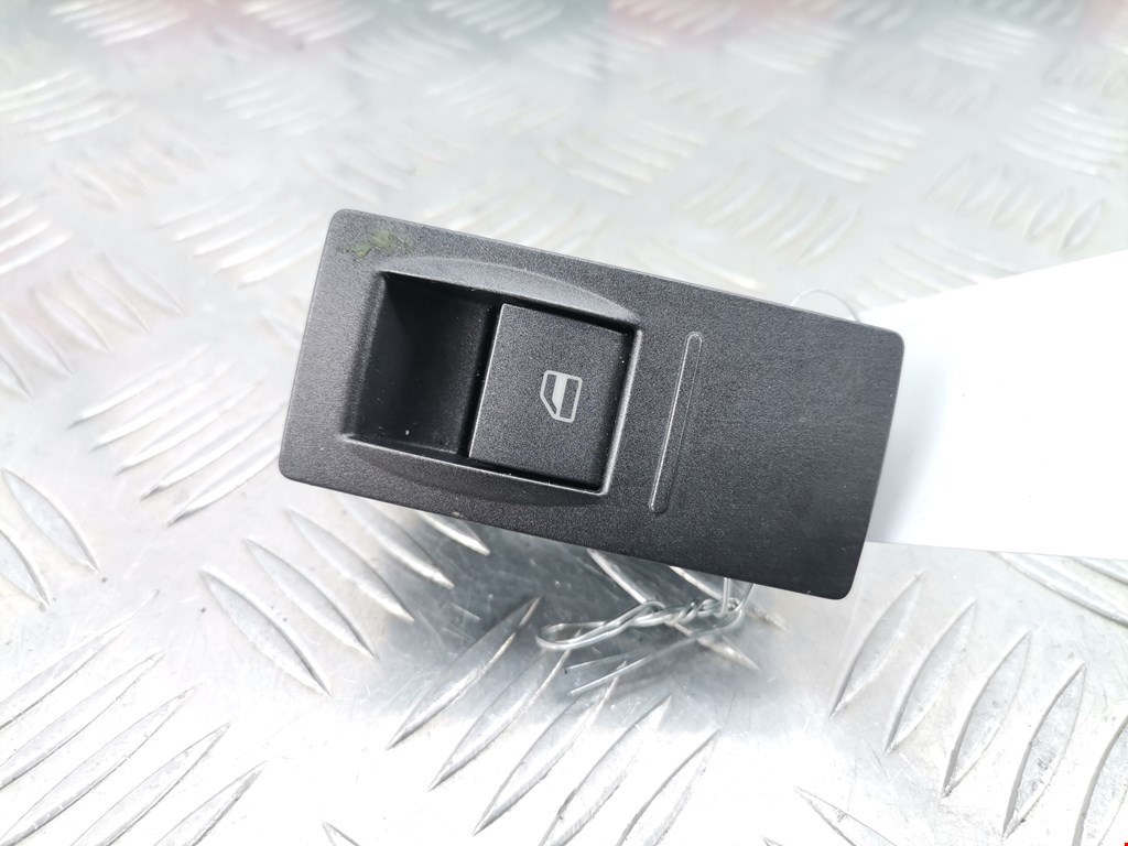 Кнопка стеклоподъемника VOLKSWAGEN Phaeton 2002-2016