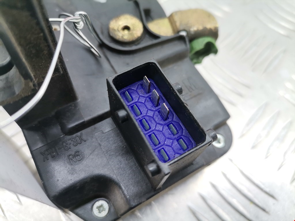 Замок двери передней правой OPEL Astra G 1998-2005