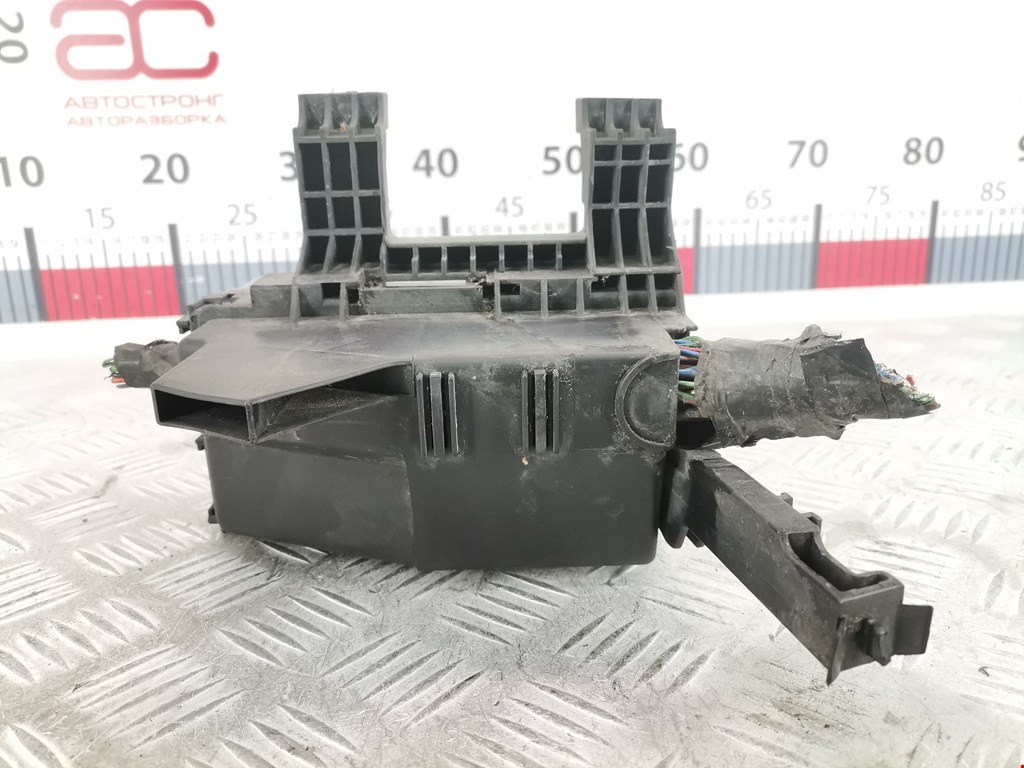 Датчик уровня в бачок омывателя NISSAN Almera Tino 2000-2006