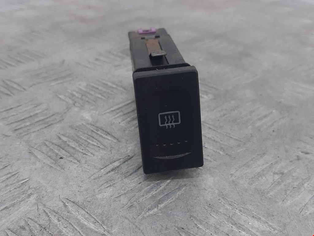 Кнопка подогрева (обогрева) заднего стекла Volkswagen Passat 5 (1996-2000)