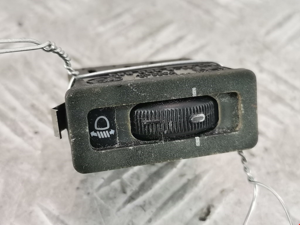 Кнопка корректора фар BMW 3er E36 1991-2000