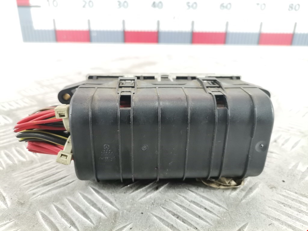 Датчик уровня в бачок омывателя VOLKSWAGEN Polo III 1994-2001