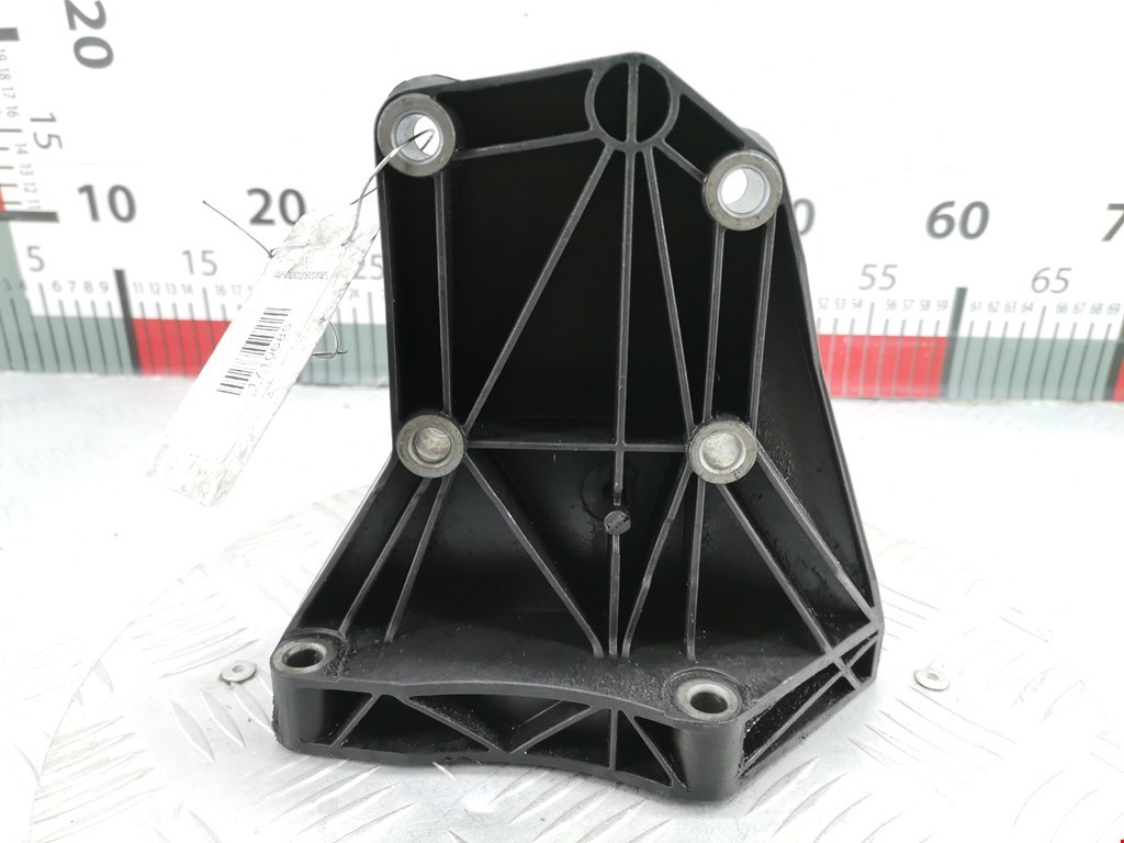 Кронштейн кондиционера BMW 7er 7 серия E65/E66 2001-2008