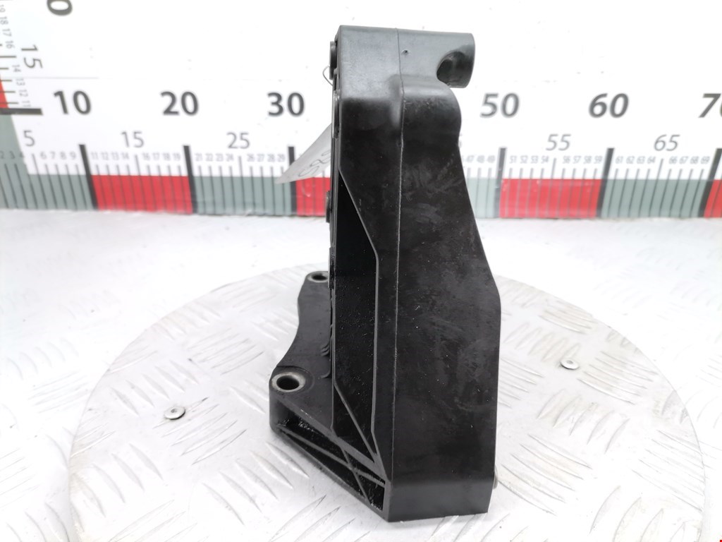 Кронштейн кондиционера BMW 7er 7 серия E65/E66 2001-2008