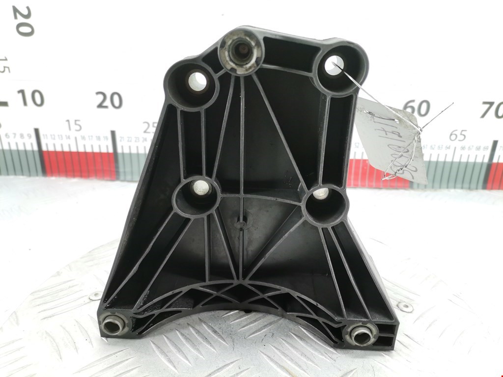 Кронштейн кондиционера BMW 7er 7 серия E65/E66 2001-2008