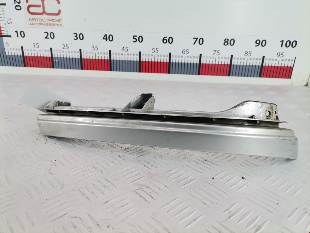 Накладка (планка) под фару правую Opel Zafira A (1999-2006)