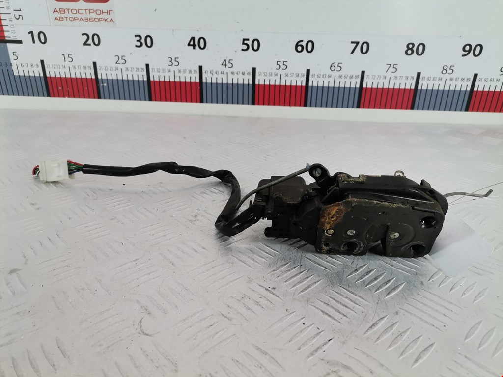 Замок двери передней левой MAZDA Xedos 6 1992-1999