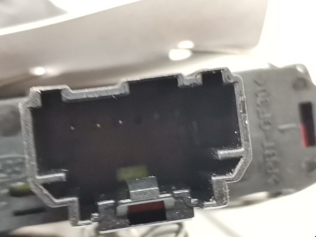 Кнопка аварийной сигнализации (аварийки) FORD Mondeo III 2000-2007