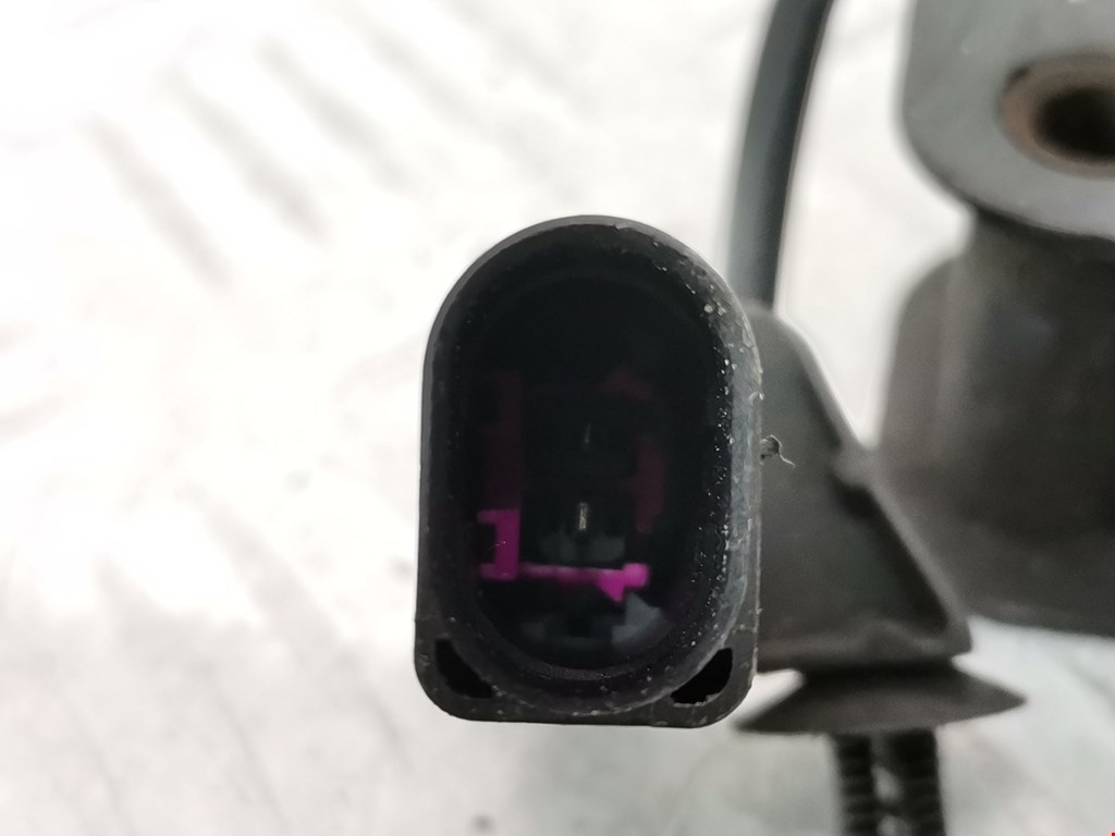 Замок капота VOLKSWAGEN Polo IV 2001-2009