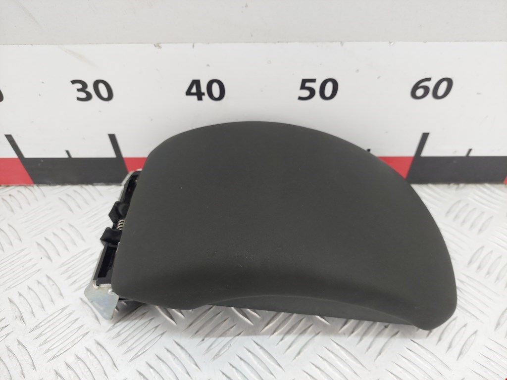 Подлокотник в салон CITROEN C4 II 2010-н.в.