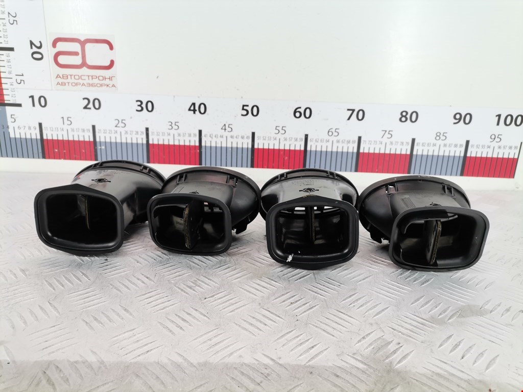 Дефлектор воздушный FORD Focus I 1998-2005