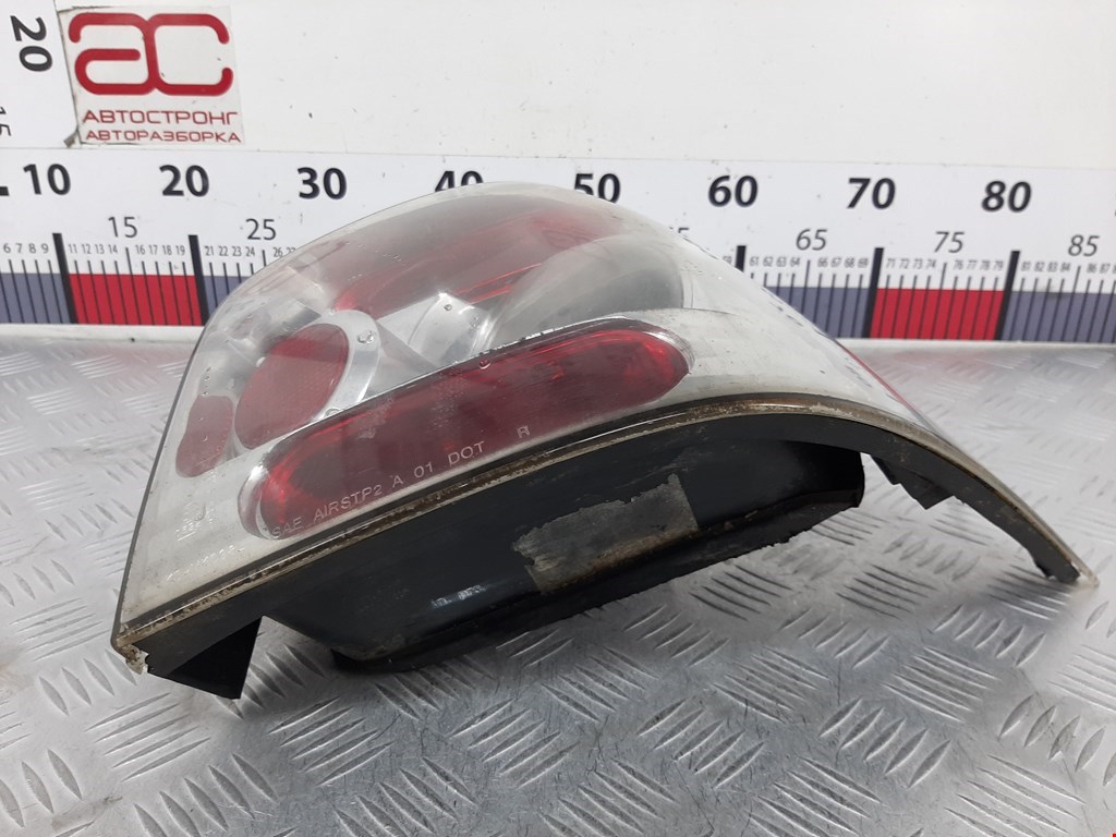 Фонарь задний правый VOLKSWAGEN Golf IV 1997-2003