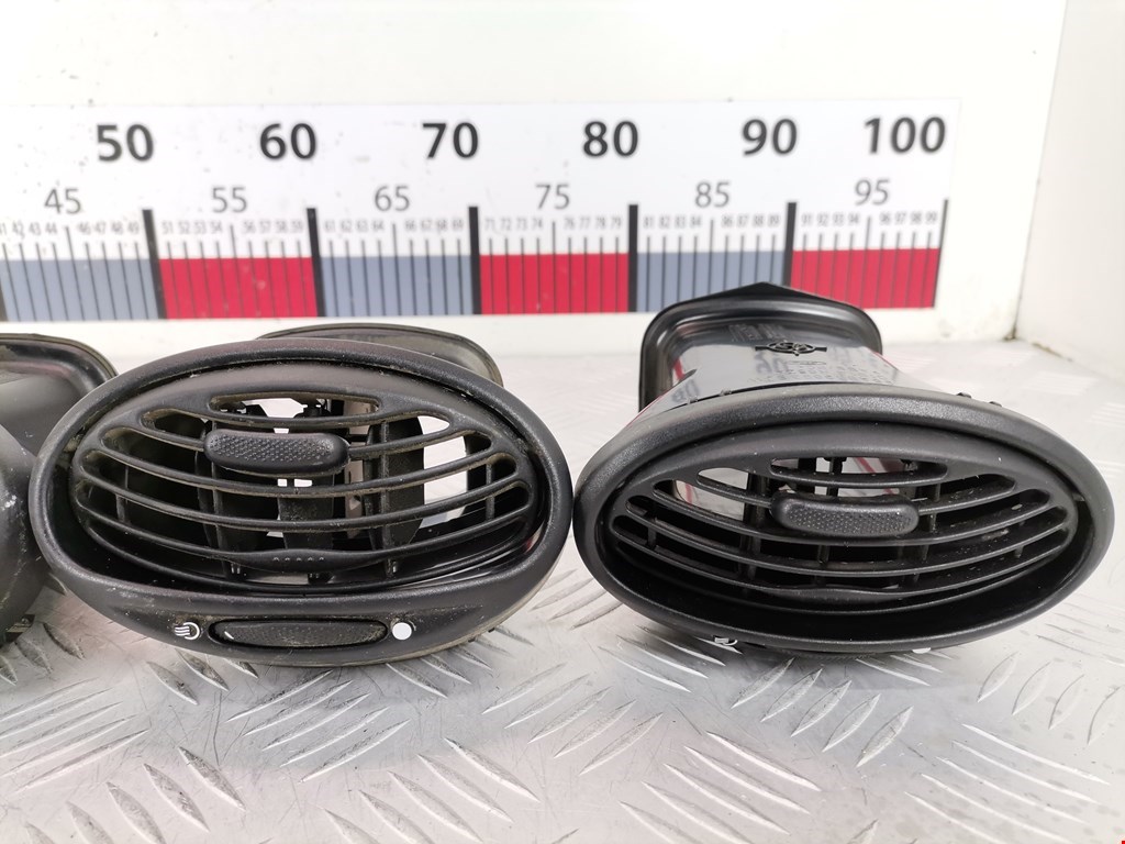 Дефлектор воздушный FORD Focus I 1998-2005