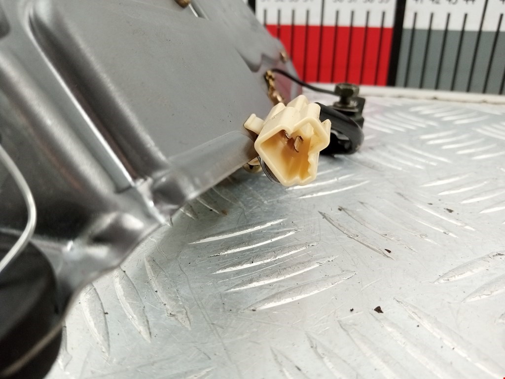 Моторчик стеклоочистителя задний MAZDA Mazda 6 GG 2000-2007