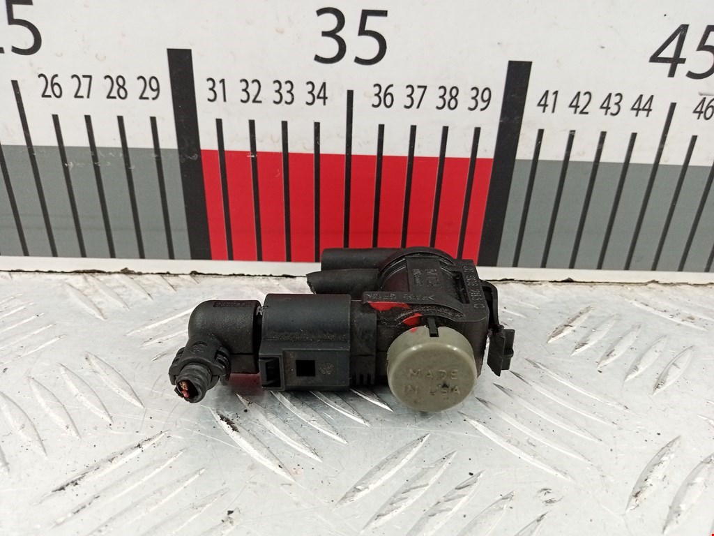 Клапан электромагнитный AUDI A4 B7 2004-2007