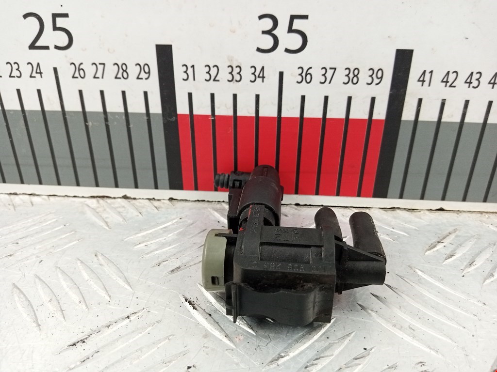 Клапан электромагнитный AUDI A4 B7 2004-2007