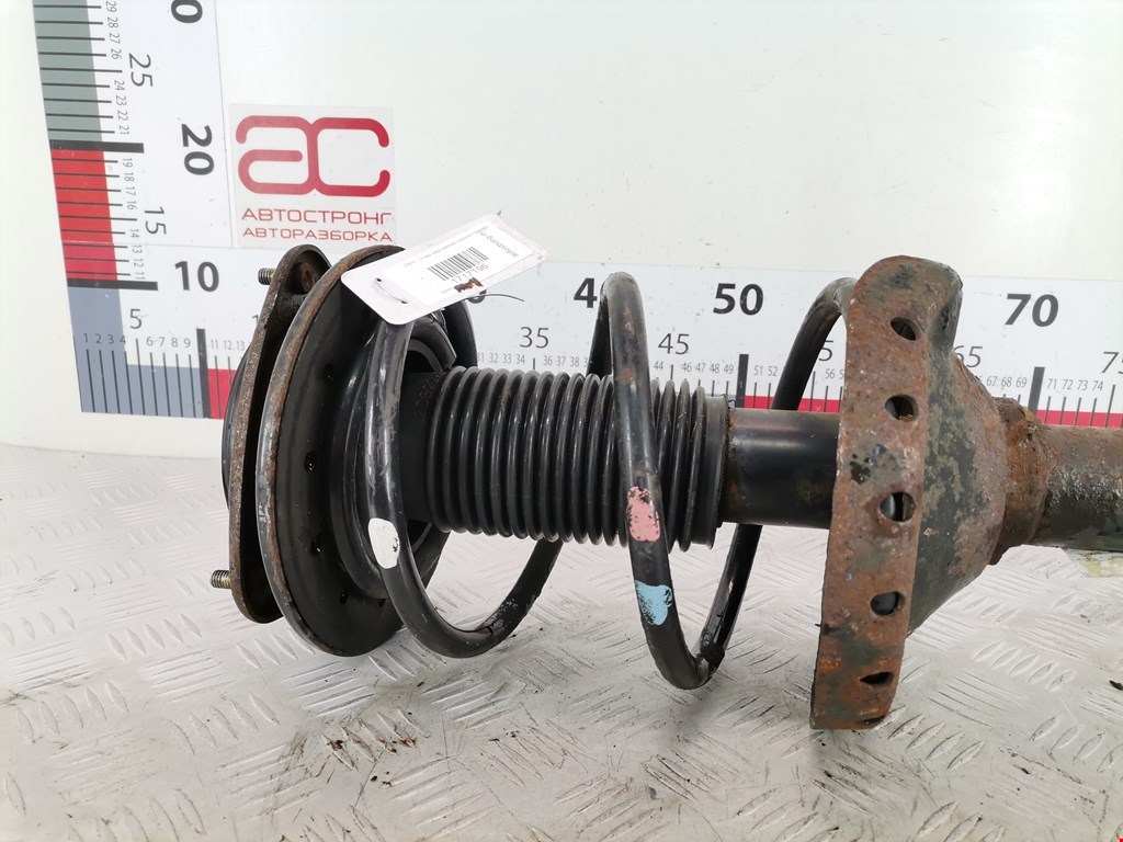 Амортизатор передний правый SUBARU Legacy 1998-2004