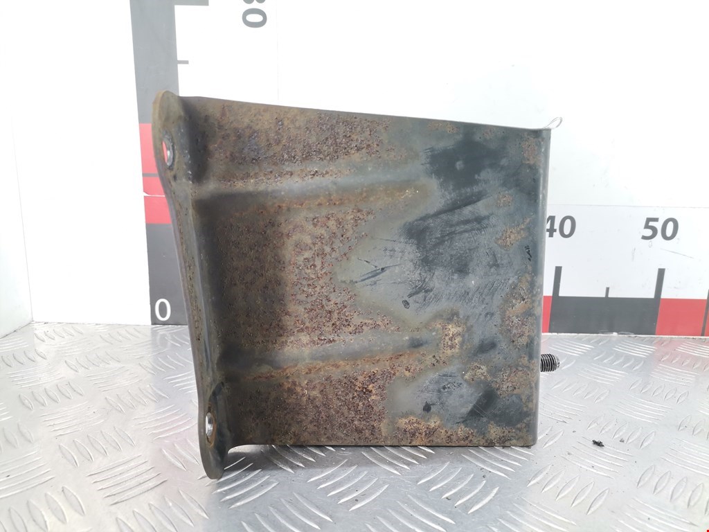 Кронштейн крепления запасного колеса KIA Retona 1998-2003