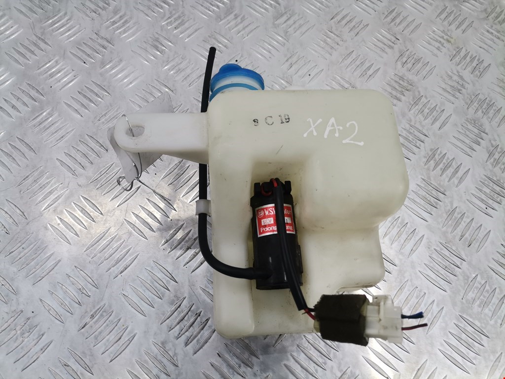 Бачок омывателя KIA Carnival I 1999-2005