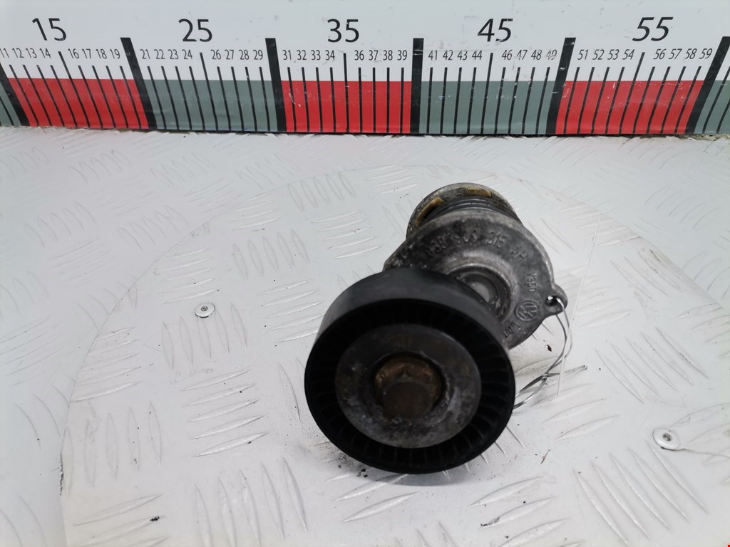 Натяжитель ремня генератора (приводного поликлинового ремня Audi A4 B8 (2007-2015)