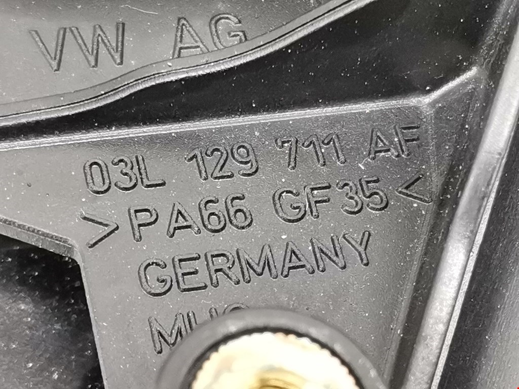 Коллектор впускной AUDI A4 B8 2007-2015