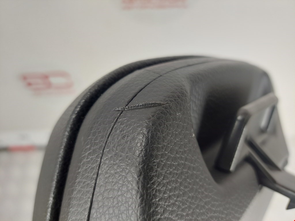 Подлокотник в салон HYUNDAI i30 2012-2017