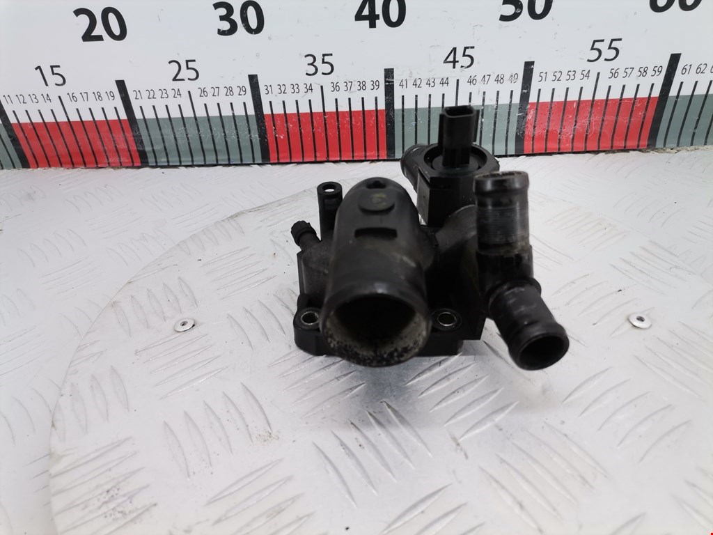 Корпус термостата RENAULT Trafic II 2001-2014