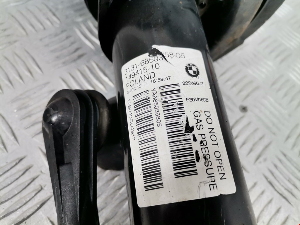 Амортизатор передний правый BMW 3er F30/F31/F80 2011-2019