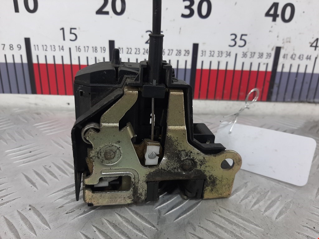 Замок двери передней левой RENAULT Scenic I 1996-2003