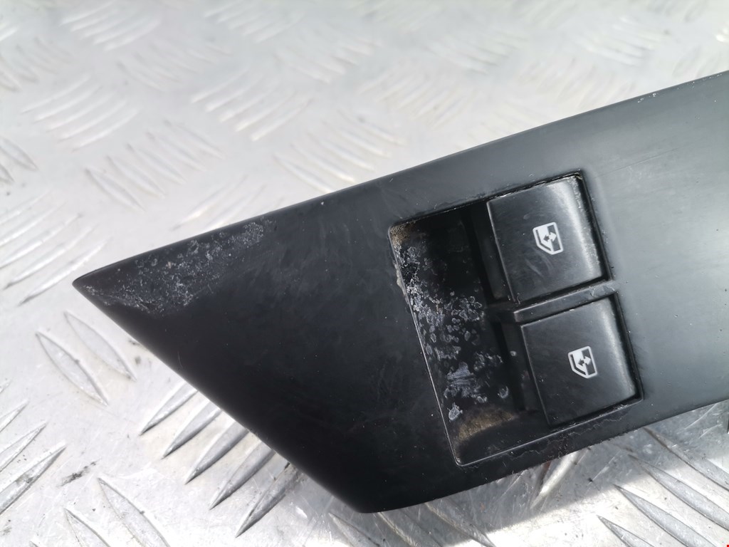 Блок управления стеклоподъемниками OPEL Astra J 2009-2017