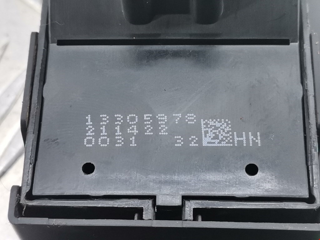 Блок управления стеклоподъемниками OPEL Astra J 2009-2017