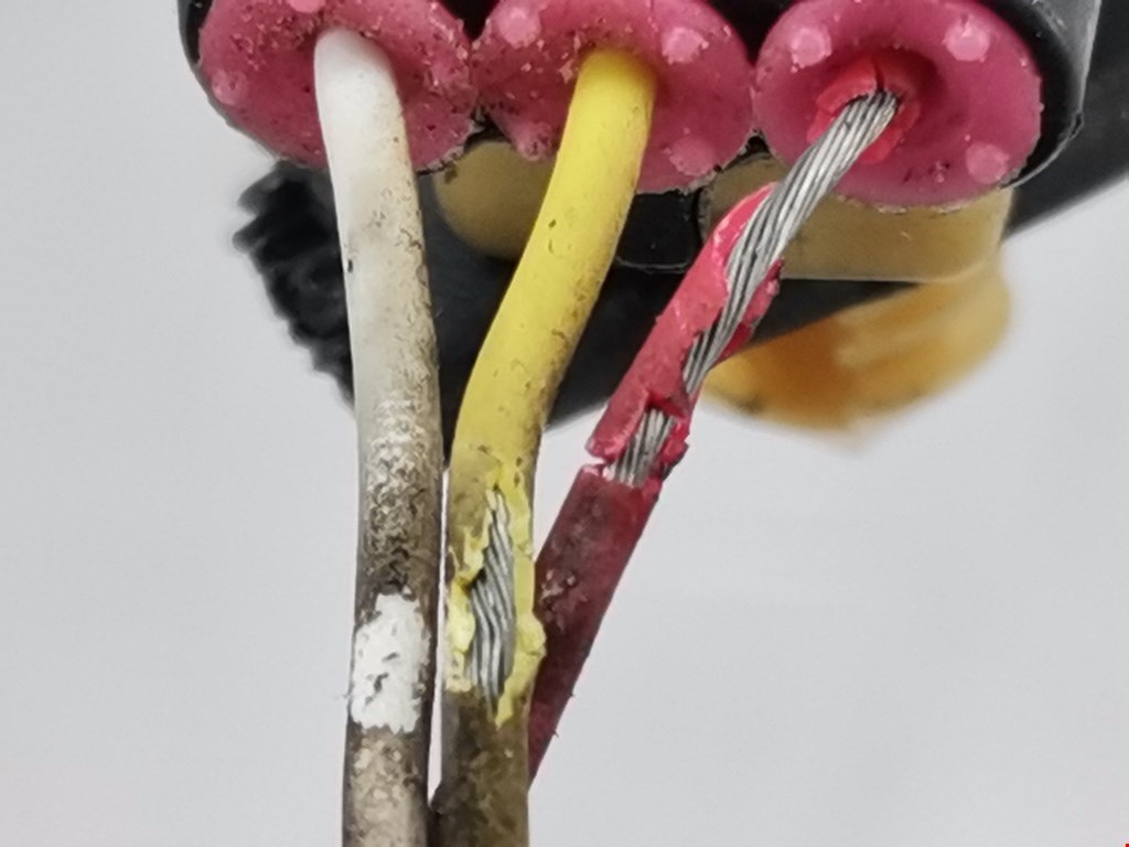 Датчик положения коленвала PEUGEOT 407 2004-2010