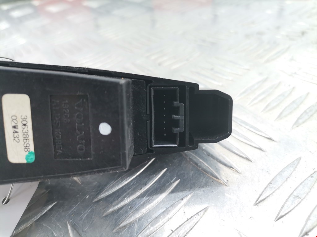 Блок управления стеклоподъемниками VOLVO V40 I 1995-2004