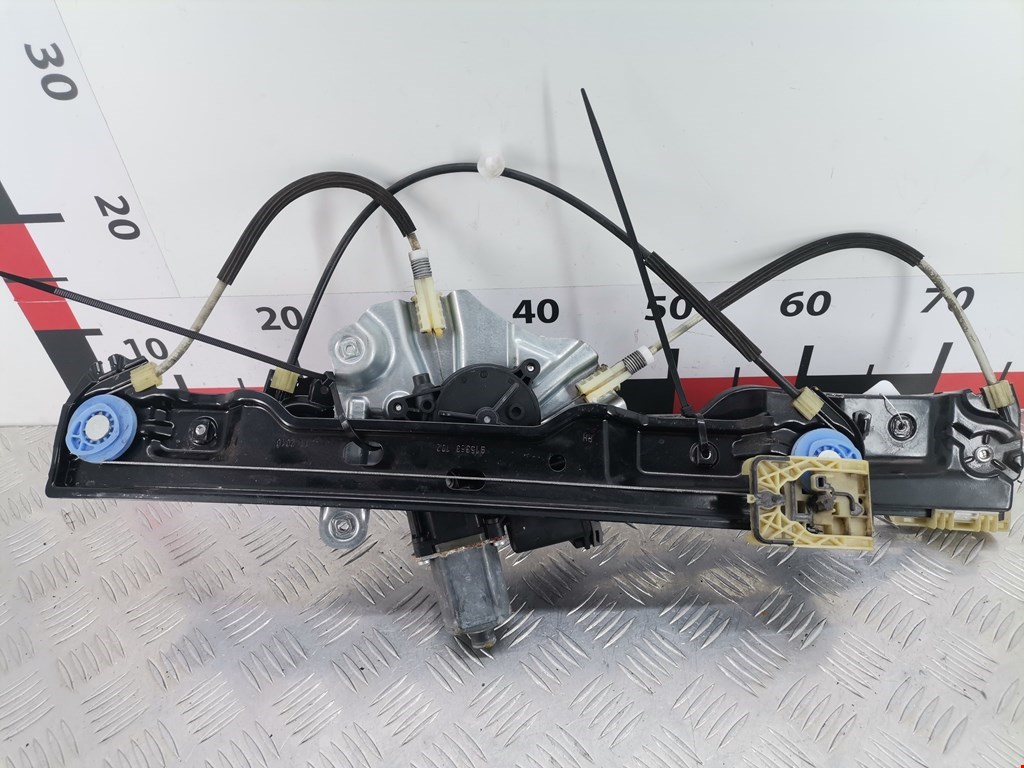 Стеклоподъемник передний правый OPEL Astra J 2009-2017