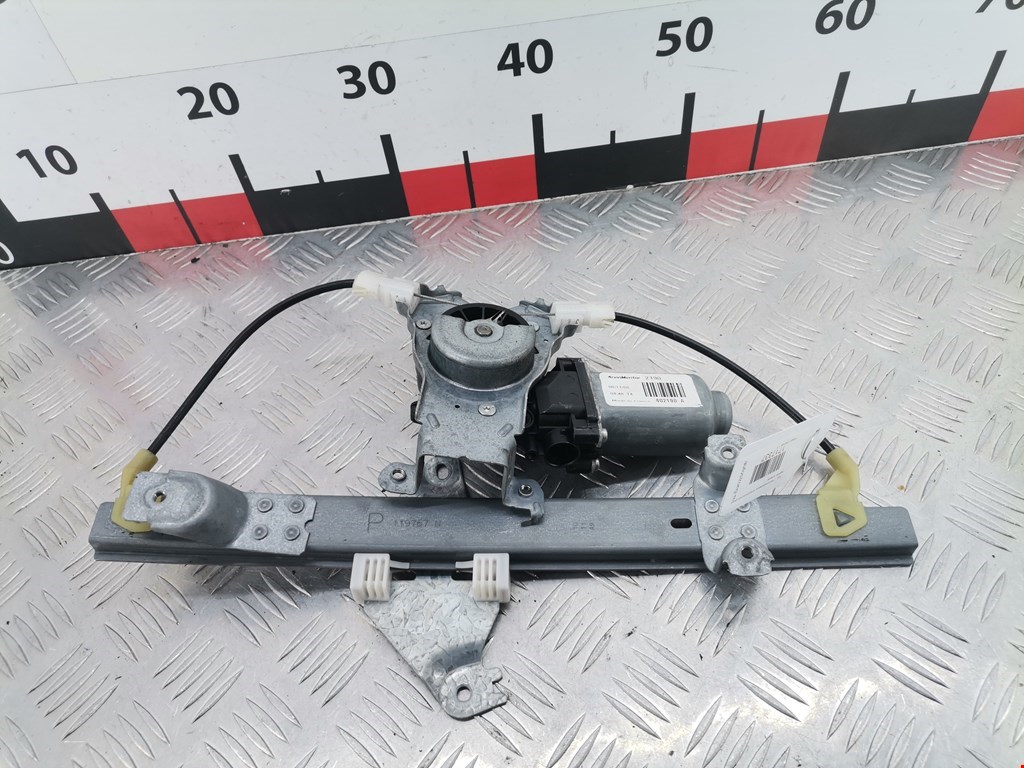 Стеклоподъемник задний правый NISSAN Qashqai J10 2006-2013