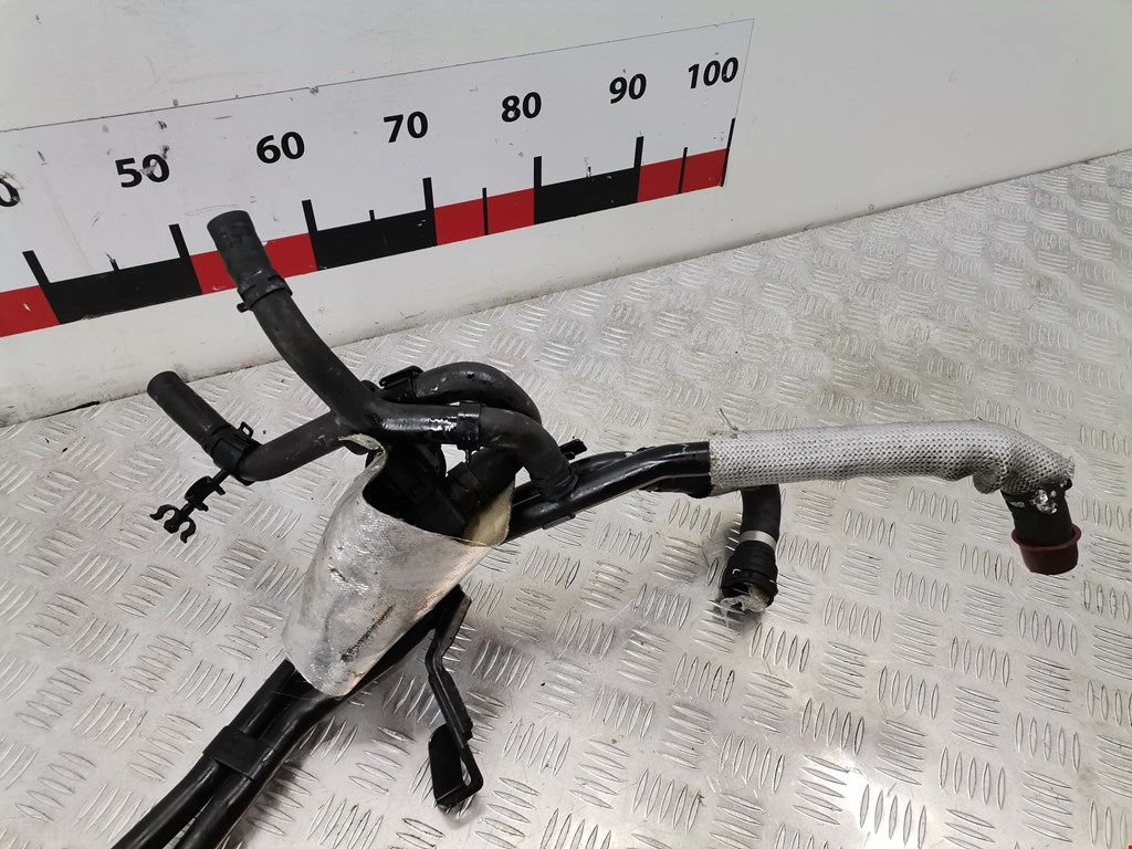 Патрубок VOLKSWAGEN Touareg 2010-2018