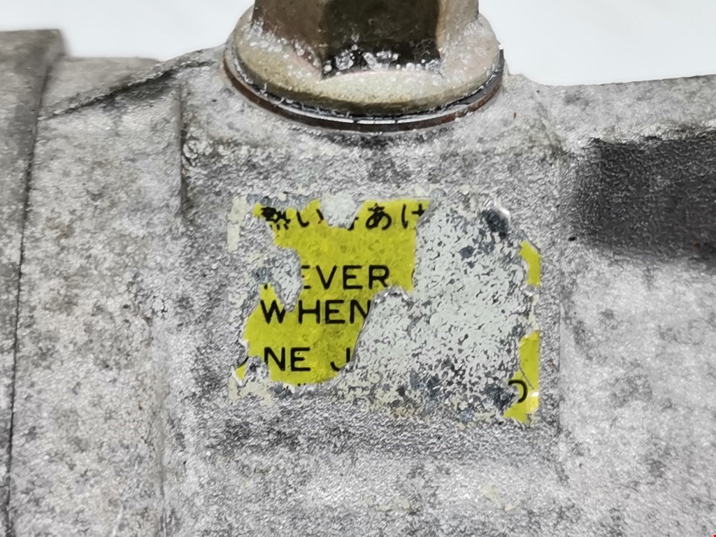 Корпус термостата MITSUBISHI Carisma 1995-1999