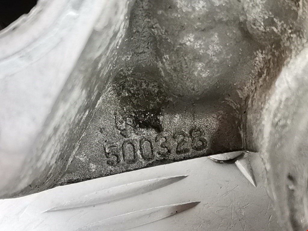 Корпус термостата MITSUBISHI Carisma 1995-1999